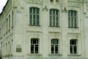 Школа-интернат в Хреново в 2004 г.