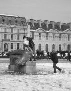 Однажды в Париже выпал снег