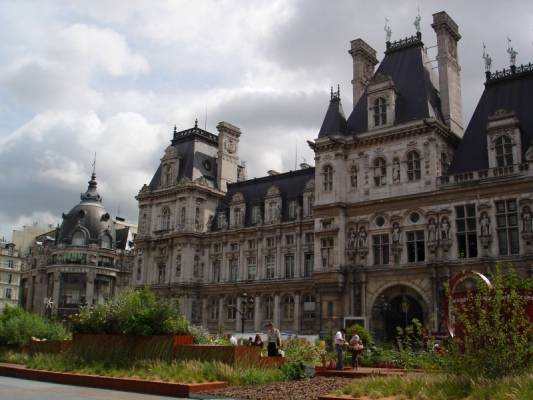 Hotel de Ville -  /Hotel de Ville - City Hall