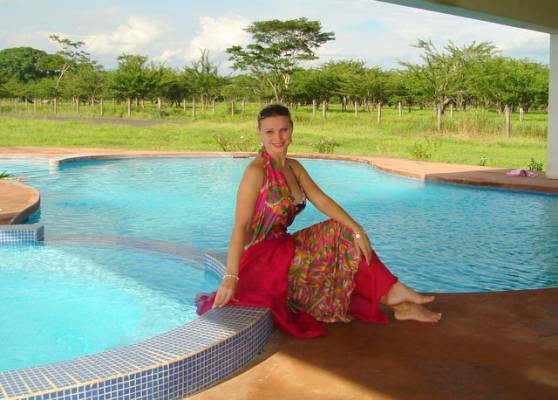 �������