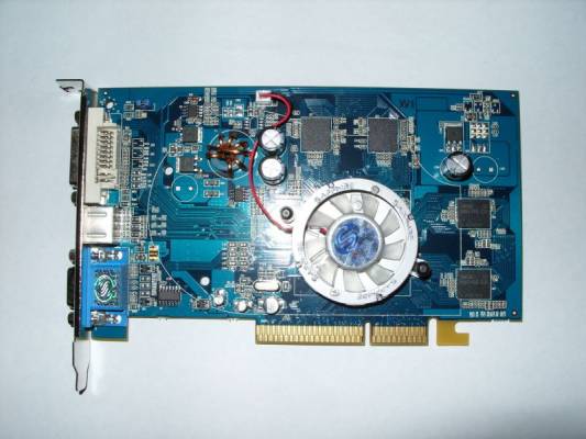 Sapphire Radeon X1050 AGP