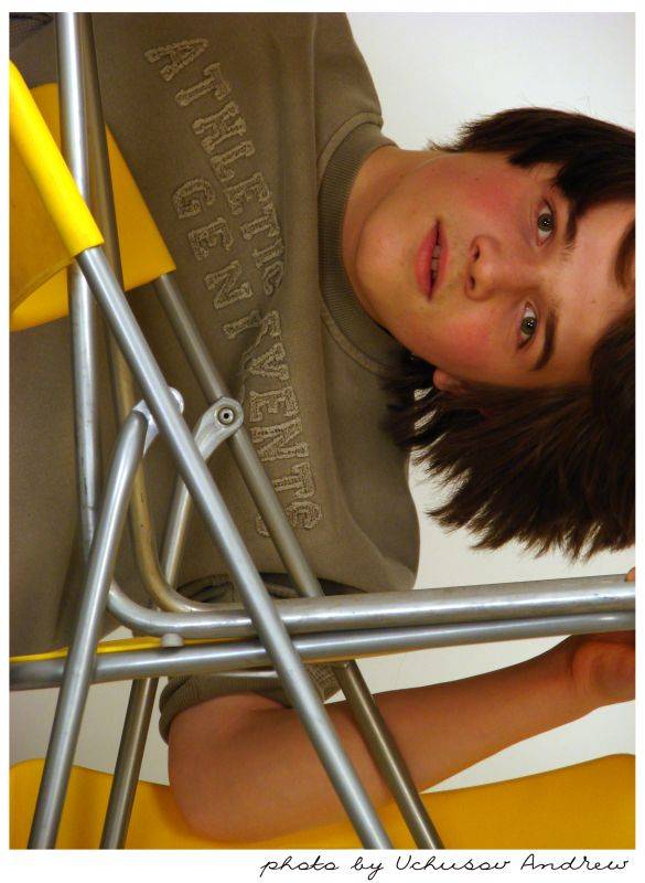 �������