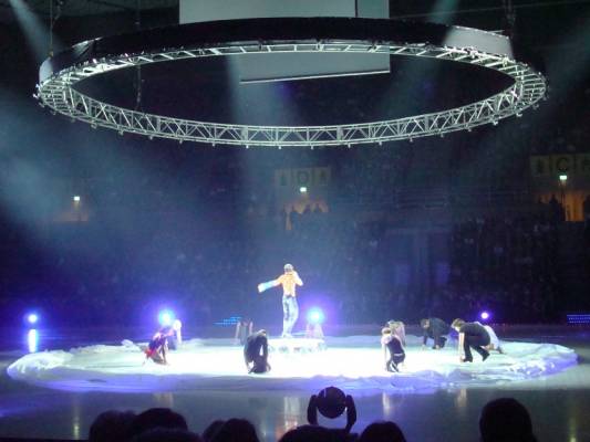 Lambiel Show. А вот он и сам:)