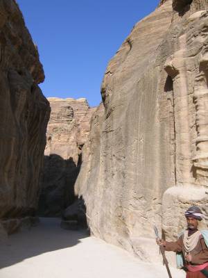 ������ ������ � 3 �� ����� � ������� �����