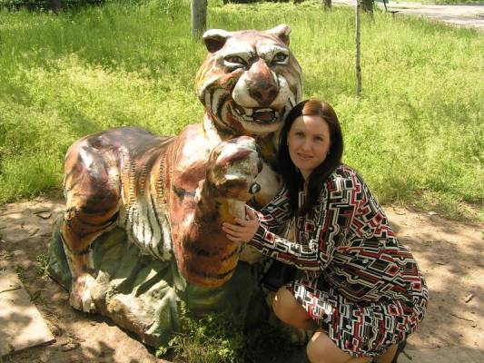 �������