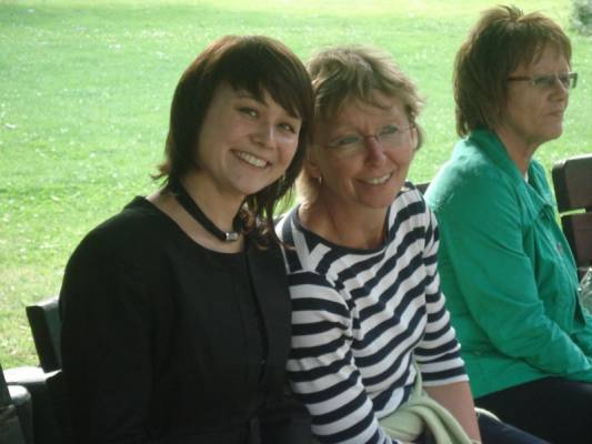 � � �����