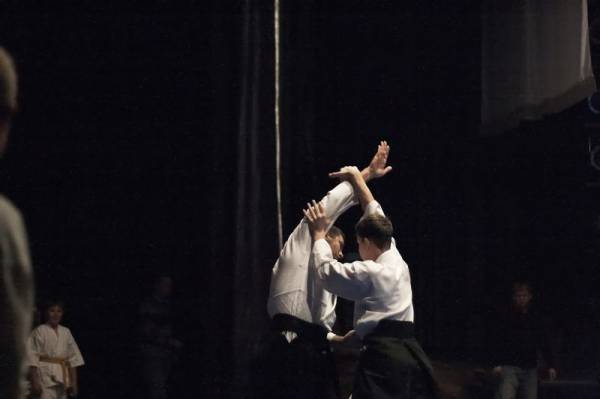 ����������