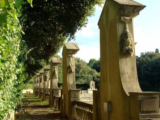 Take a break and go to Boboli Garden