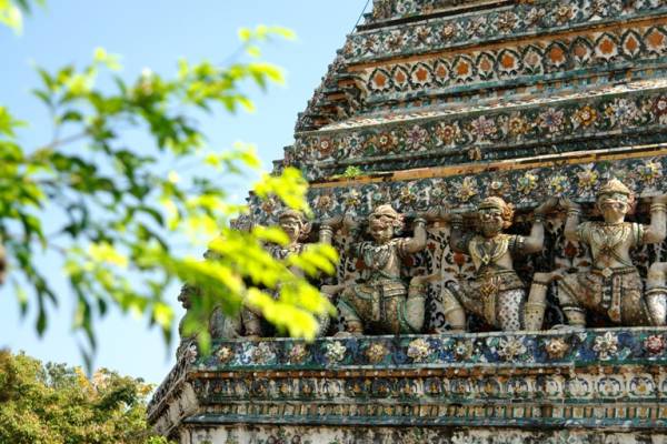 Wat Arun Temple