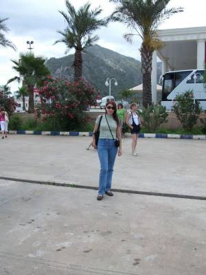 �������